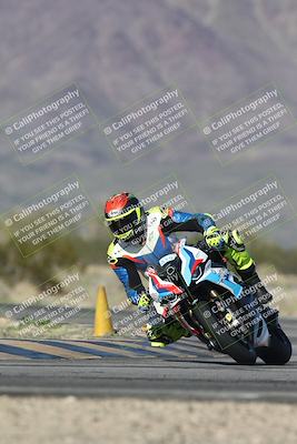 media/Jan-15-2026-Racers Edge (Thu) [[dfebeb70ab]]/2-A Group/Session 5 (Turn 5)/